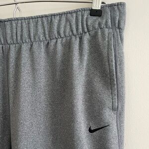 Nike grey sweatpants women’s size medium
